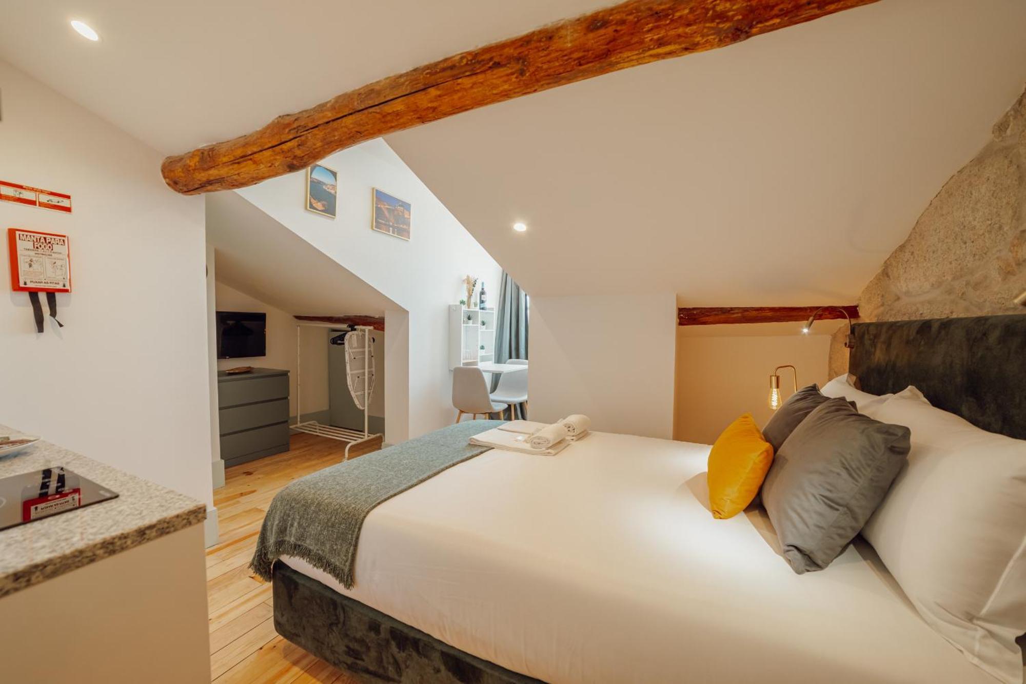 Downtown Suites By Vacationy Porto Exterior foto